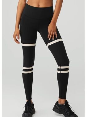 ALO YOGA High-Rise Black Leggings with Cream Contrast Bands
